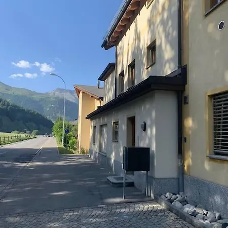 Apartment Comodo Nel Cuore Dell'engadina - 5 Min Da San Moritz